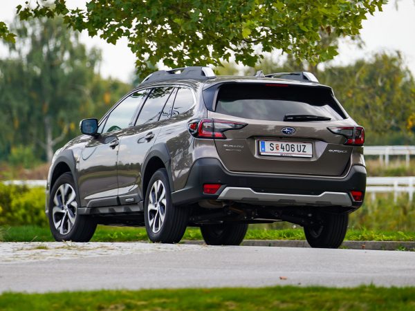 Subaru Outback Premium 2,5i CVT