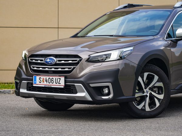 Subaru Outback Premium 2,5i CVT