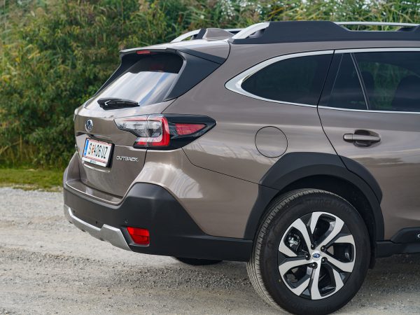 Subaru Outback Premium 2,5i CVT
