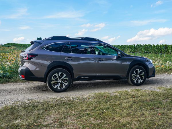 Subaru Outback Premium 2,5i CVT