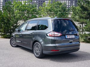 Ford Galaxy 2,5 Hybrid Titanium