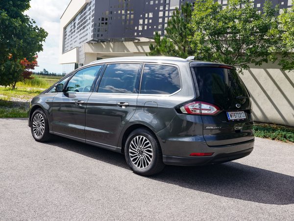 Ford Galaxy 2,5 Hybrid Titanium