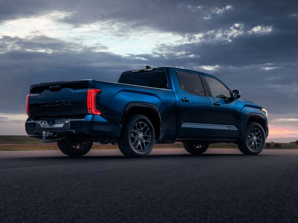 Toyota Tundra 2021 02