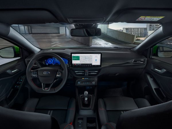Ford Focus Facelift 2021 04