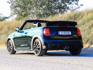 MINI Cabrio John Cooper Works