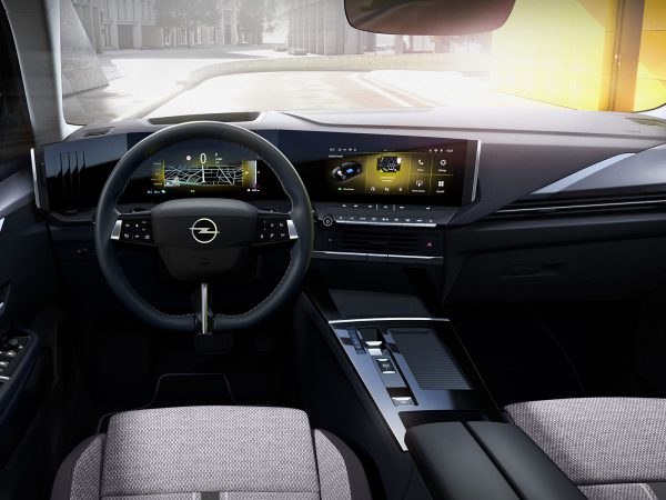 Opel Astra OE Premiere 2021 04
