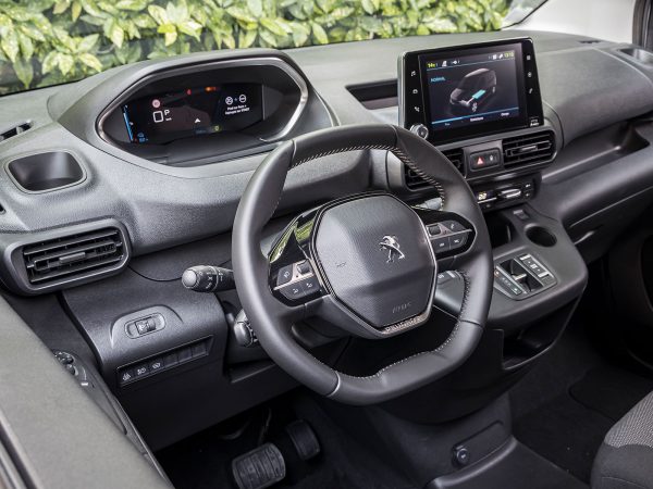 Peugeot e Partner NFZ Testdrive 063