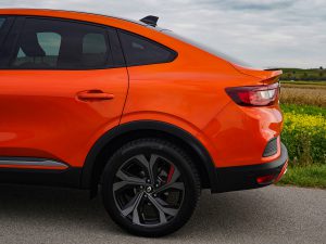 Renault Arkana R.S. Line E-TECH Hybrid 145