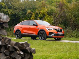 Renault Arkana R.S. Line E-TECH Hybrid 145