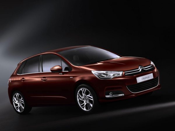 00 Citroen 2010 c4 1