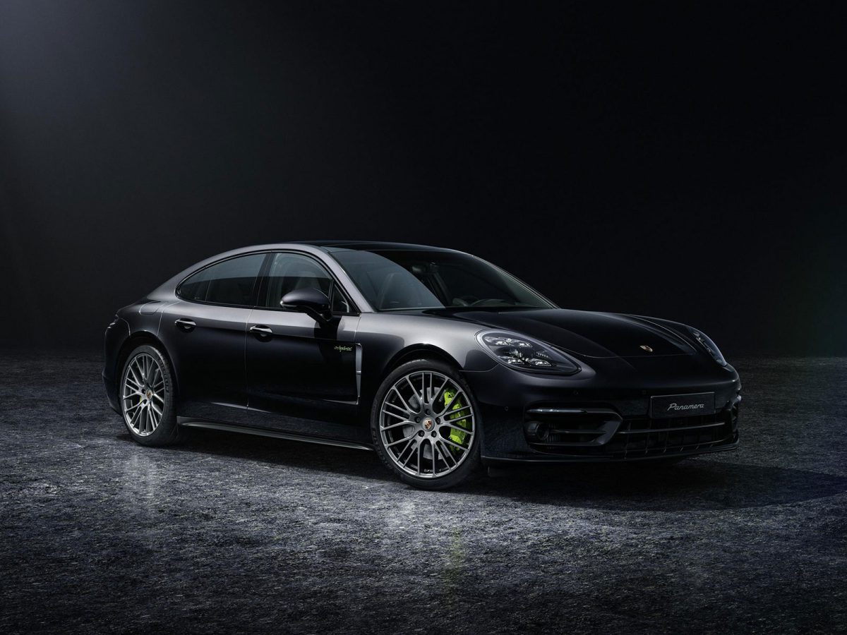 Porsche Panamera Platinum Edition 2021 01