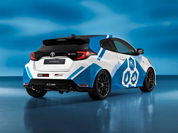 2021 kf3 gr yaris h2 hero high 001 3