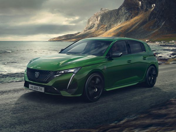 Peugeot 308 2021 01