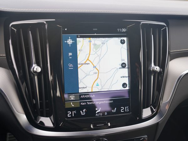 Volvo S60 T8 AWD Recharge Polestar Engineered