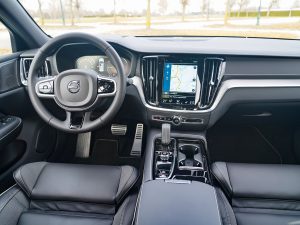 Volvo S60 T8 AWD Recharge Polestar Engineered