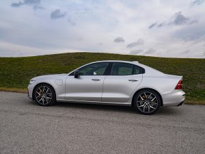 Volvo S60 T8 AWD Recharge Polestar Engineered