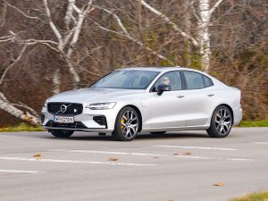 Volvo S60 T8 AWD Recharge Polestar Engineered