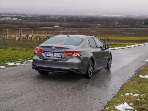 Toyota Camry 2,5 Hybrid VIP