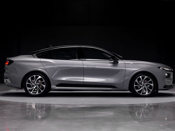 Ford Mondeo 2022 03