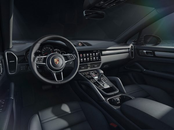 Porsche Cayenne Platinum 2022 03