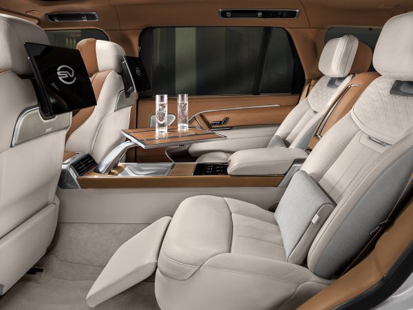 Range Rover PHEV SV 2022 04