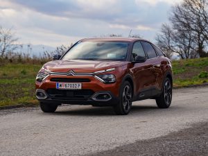 Citroen C4 Shine BlueHDi 130 EAT8