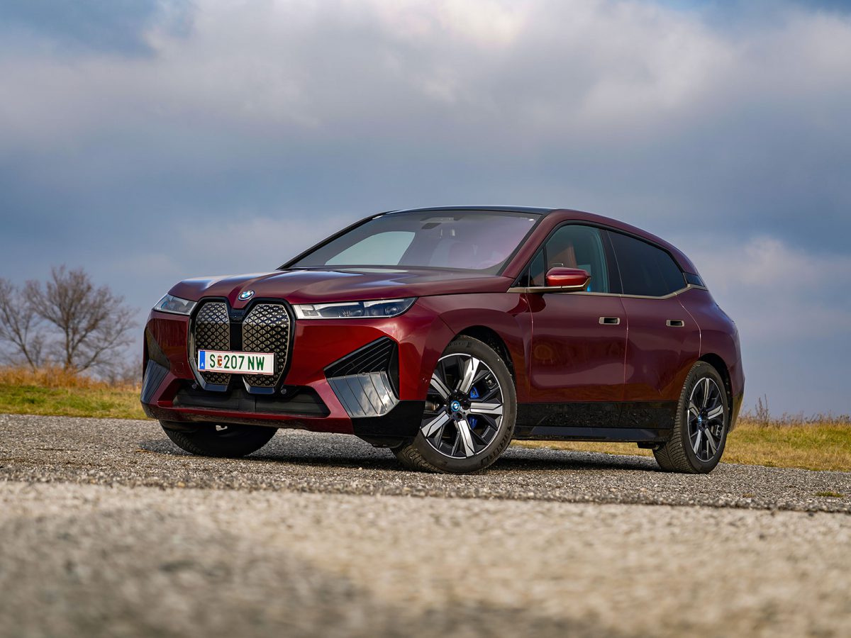 BMW iX xDrive50