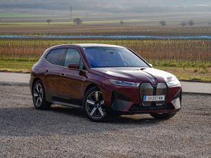 BMW iX xDrive50