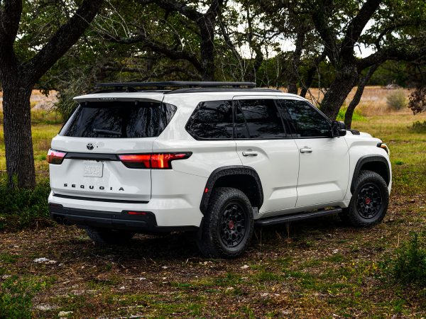 Toyota Sequoia 2022 02
