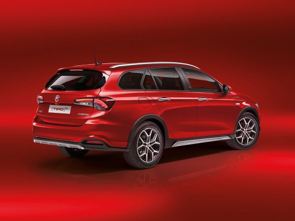 Fiat Tipo Hybrid 2022 02