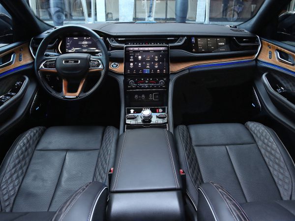 Jeep Grand Cherokee Europa 2022 04