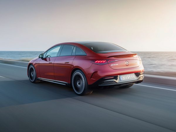 Mercedes AMG EQE 2022 02