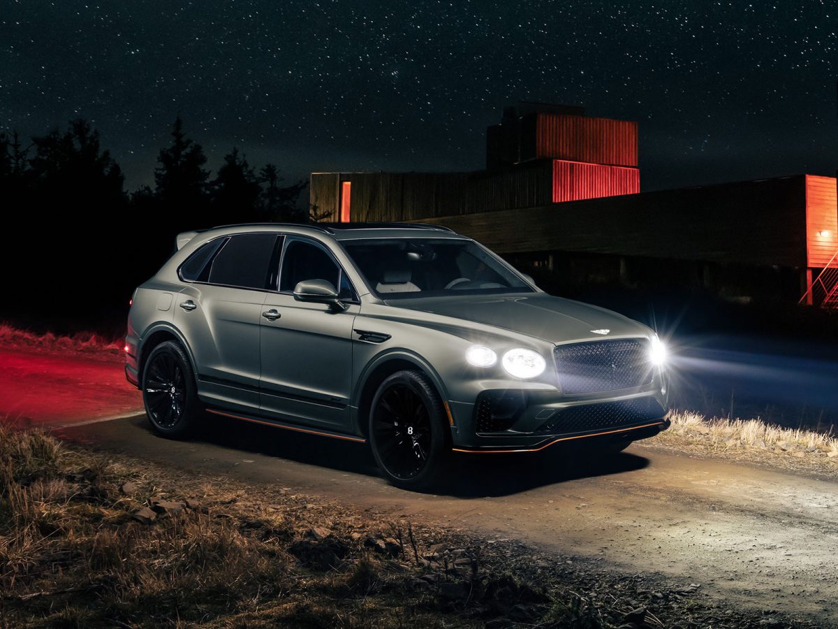 Bentley Bentayga Space Edition 2022 01