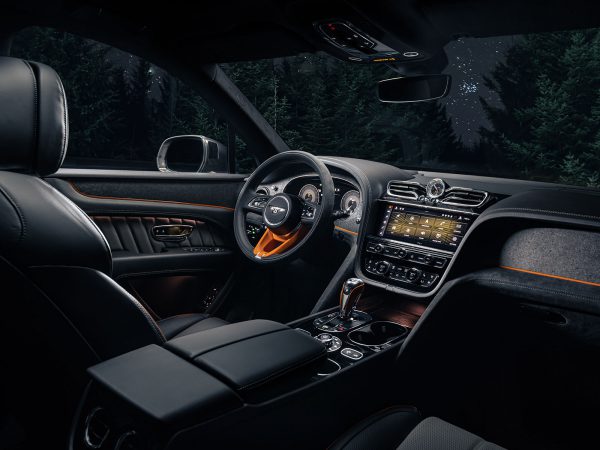 Bentley Bentayga Space Edition 2022 03
