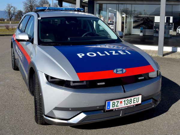 IONIQ Polizei 01