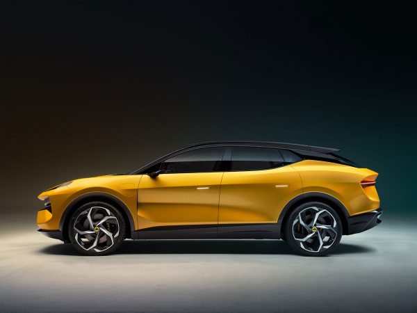 Lotus Eletre 2022 03