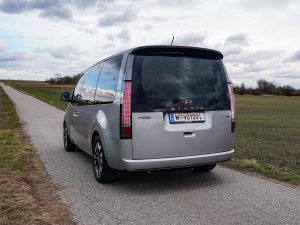 Hyundai Staria Bus Luxury Line 2,2 CRDi 4WD AT