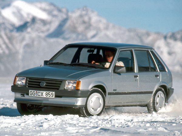 27 Opel Corsa A 11454