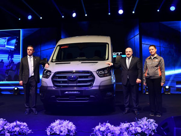 E Transit production celebration ceremony 002