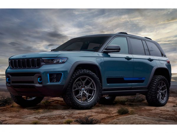 Jeep Grand Cherokee Trailhawk PHEV Concept 01