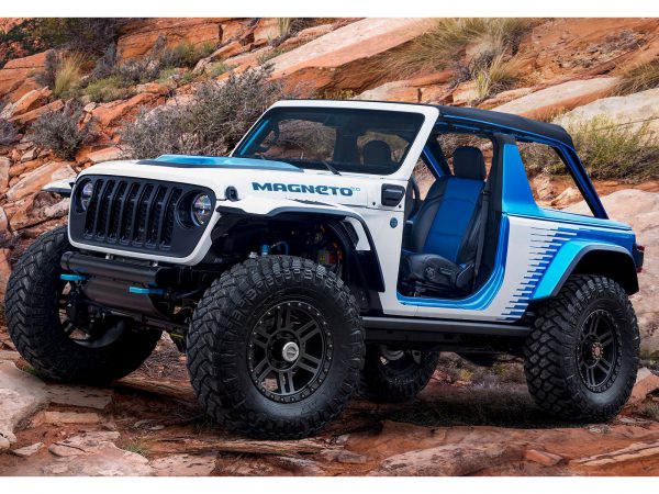 Jeep Wrangler Magneto 2 0 Concept 2022 01