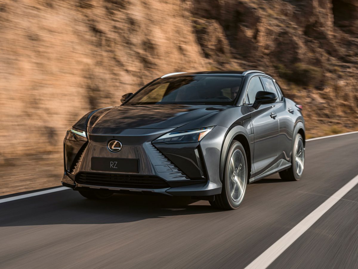 Lexus RZ450e 2022 10