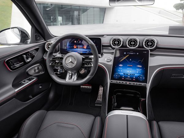 Mercedes AMG C43 2022 04