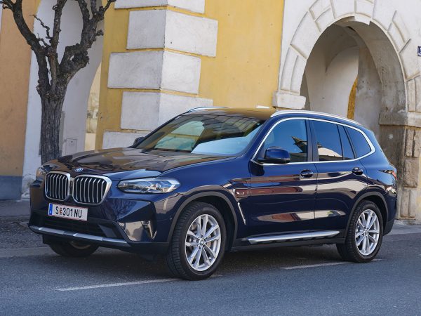 BMW X3 xDrive30e