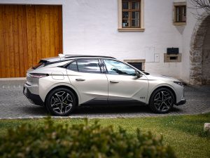DS4 E-TENSE Cross Rivoli