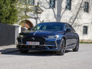DS 9 E-TENSE 225 Performance Line