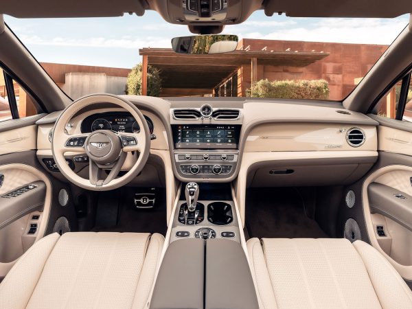 Bentley Bentayga LWB 2022 03