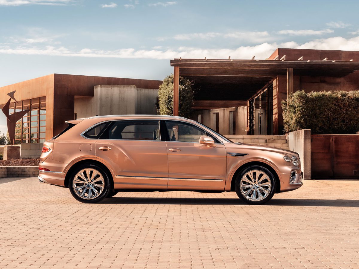 Bentley Bentayga LWB 2022 05