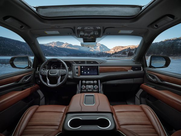 GMC Yukon Denali Ultimate 2022 02