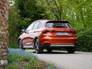 Fiat Tipo Cross FireFly Turbo 100